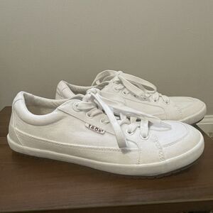 Taos Womens White Moc Star 2 Canvas Casual Sneakers Size 8 Classic Capsule